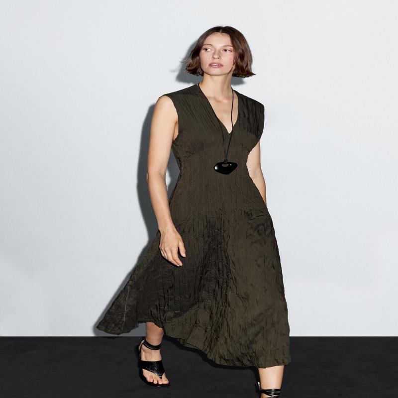 Creased-effect long pleated dress - DUCK GREEN